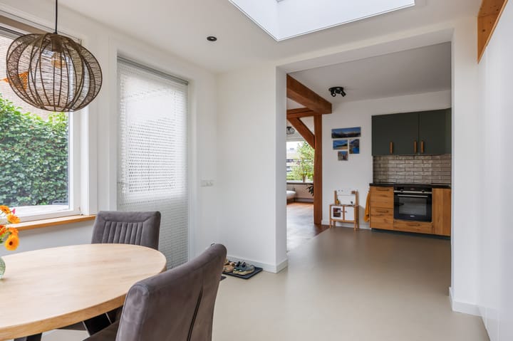 Foto 24 van Oldebertweg 139