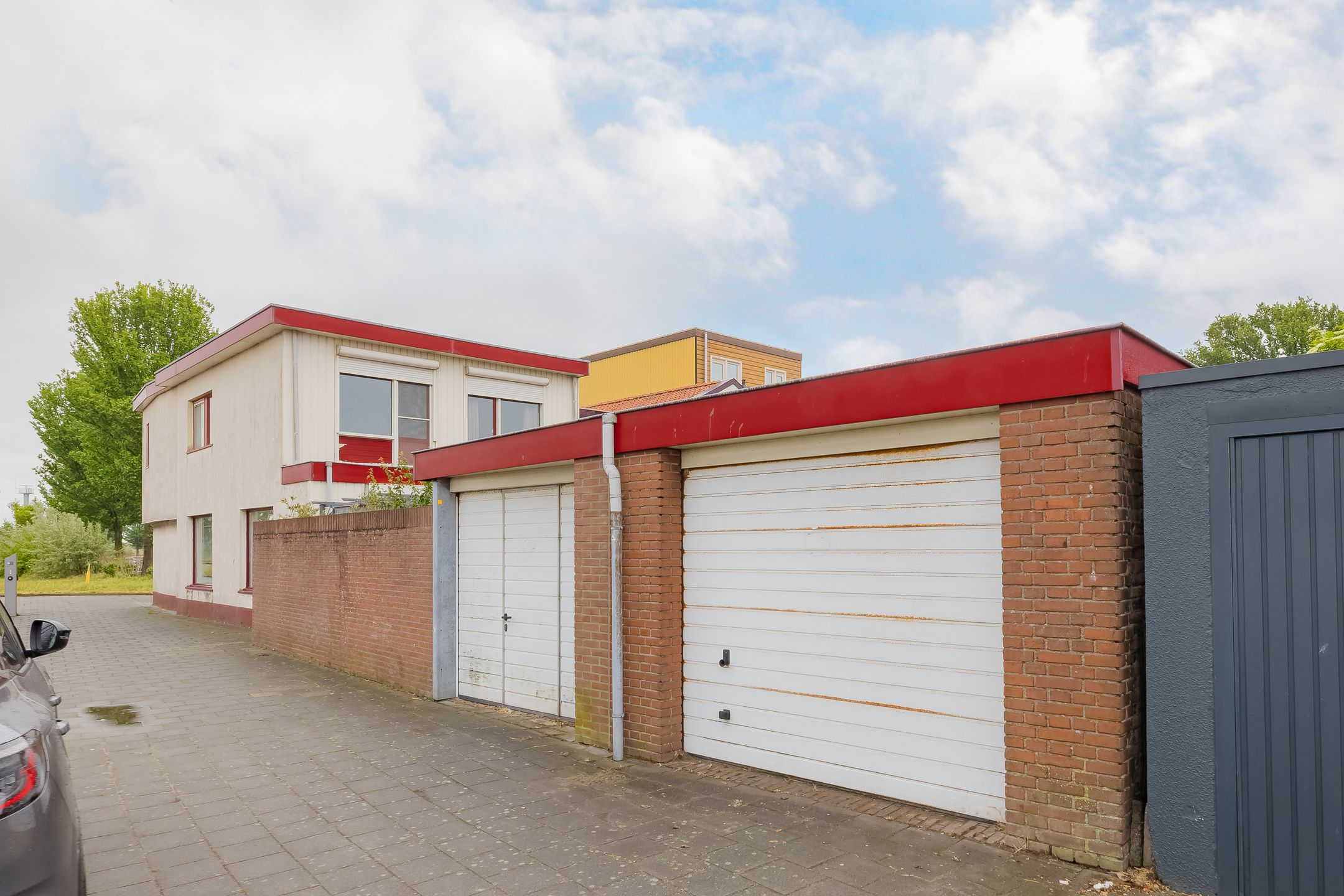 Photo 3 of Van der Zwaagstraat 2