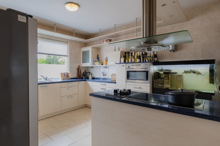 Foto 5 van Van der Zwaagstraat 2