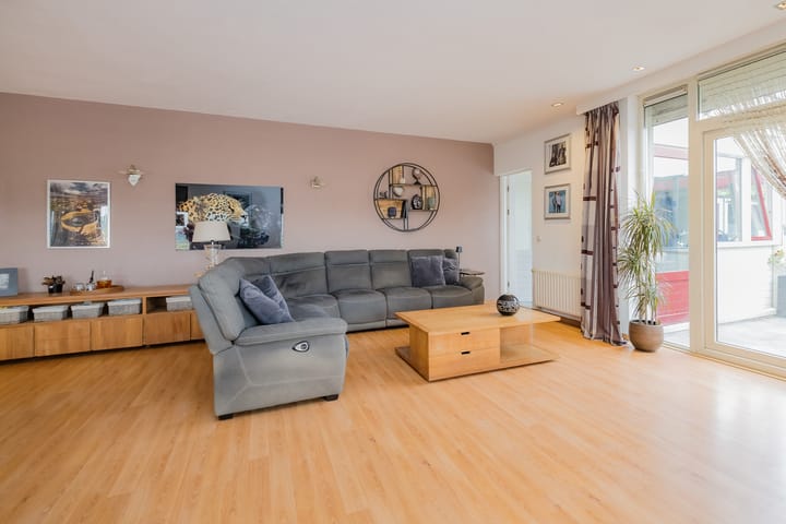 Foto 13 van Van der Zwaagstraat 2