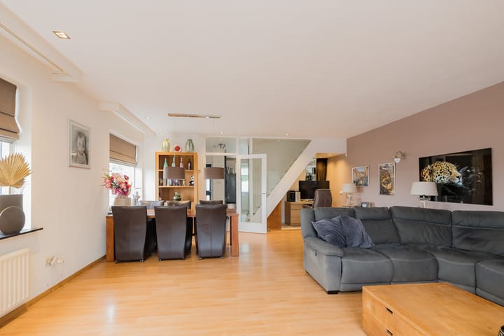 Foto 14 van Van der Zwaagstraat 2