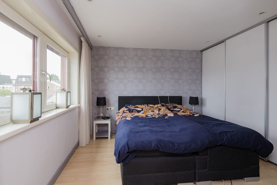 Photo 31 of Van der Zwaagstraat 2