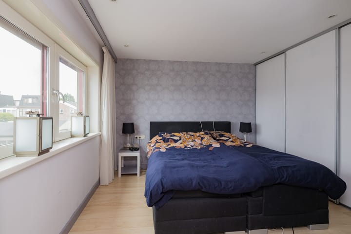 Foto 31 van Van der Zwaagstraat 2