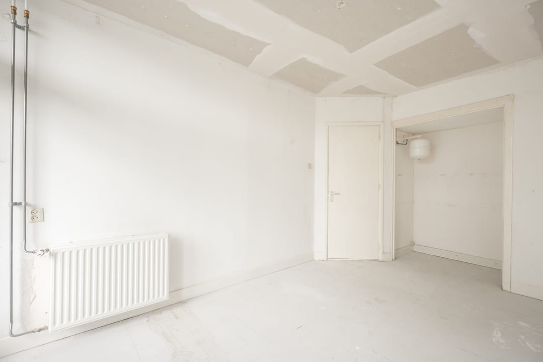 Photo 11 of Crynssenstraat 15-3