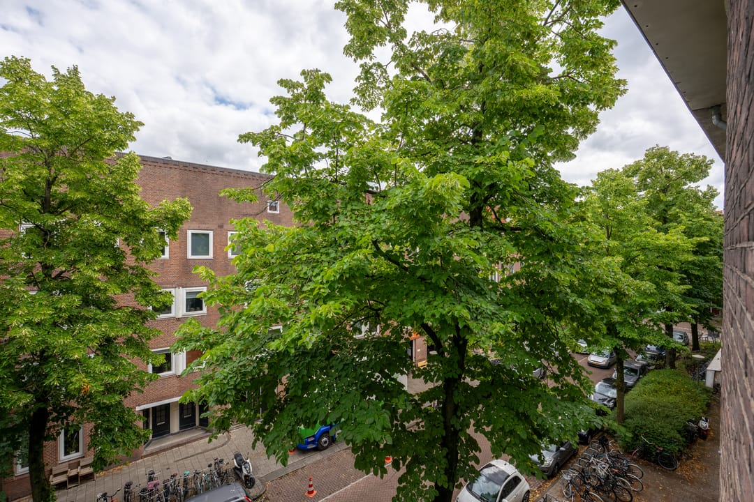 Photo 13 of Crynssenstraat 15-3