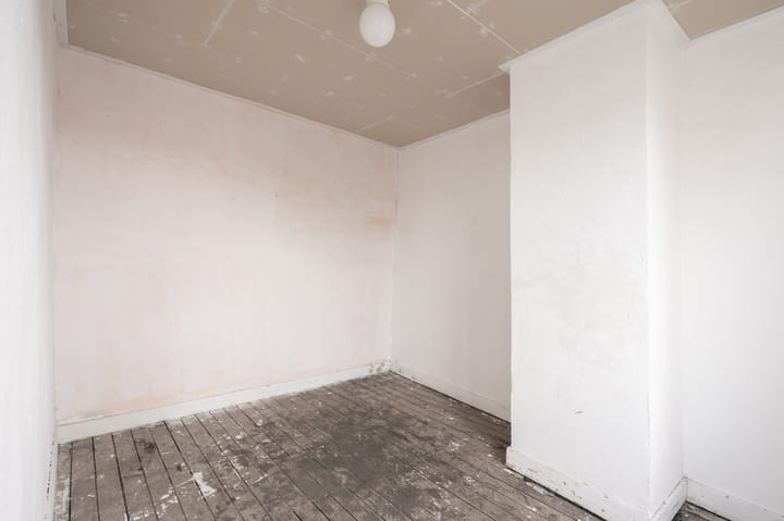 Photo 16 of Crynssenstraat 15-3