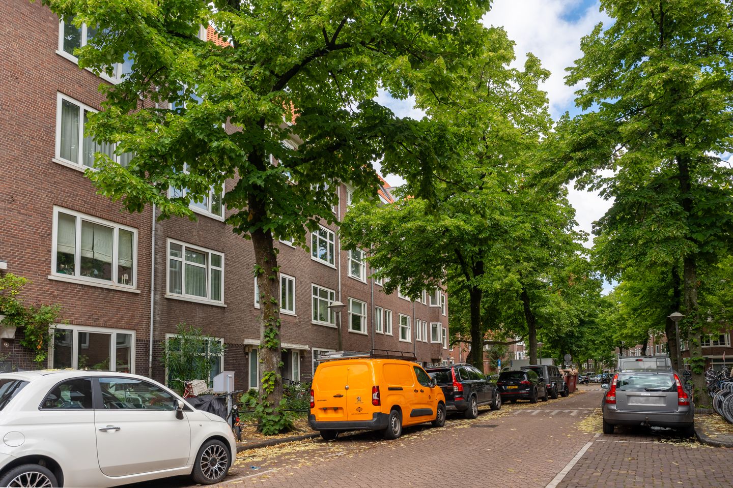 Photo 20 of Crynssenstraat 15-3