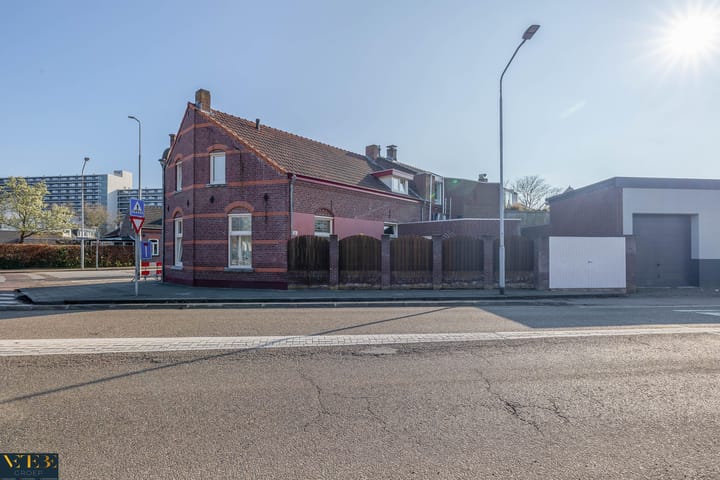 Foto 2 van Baarlosestraat 100