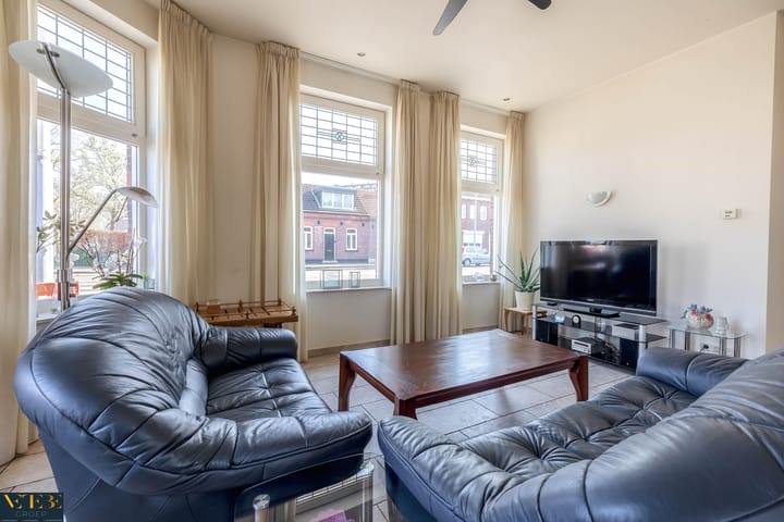 Foto 5 van Baarlosestraat 100