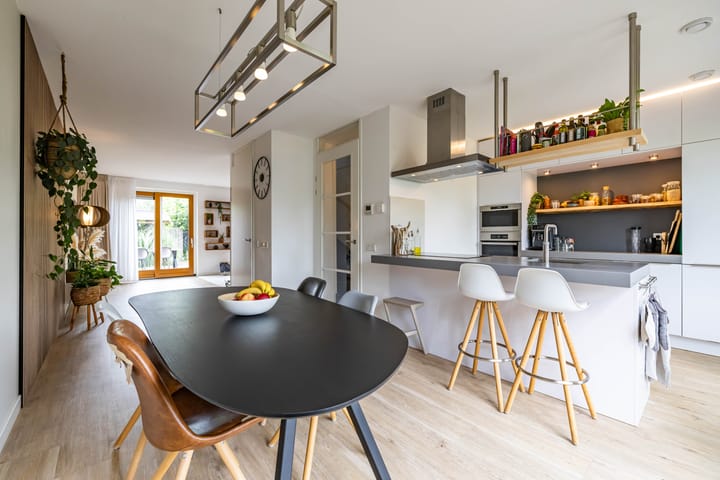 Foto 24 van Meeroeverslaan 228