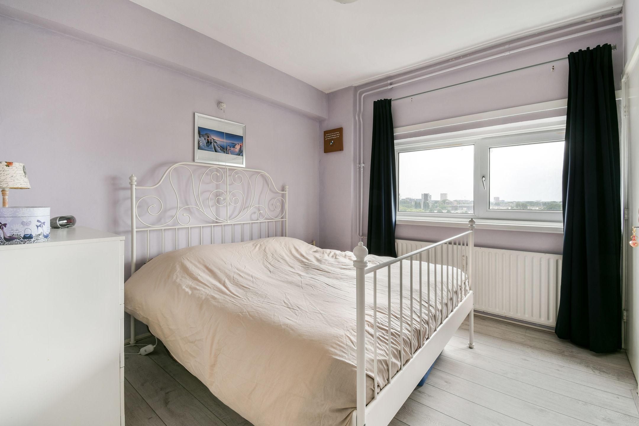 Photo 12 of Burgemeester Hogguerstraat 1077