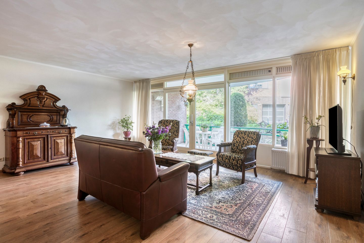 Foto 10 van Molenweg 11-B