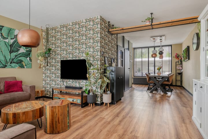 Foto 2 van Klokbeker 25