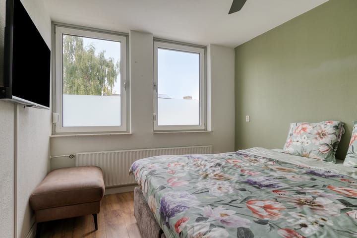 Foto 14 van Klokbeker 25