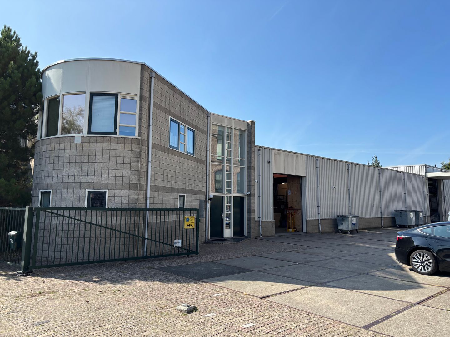 View photo 1 of Veerdijk 44