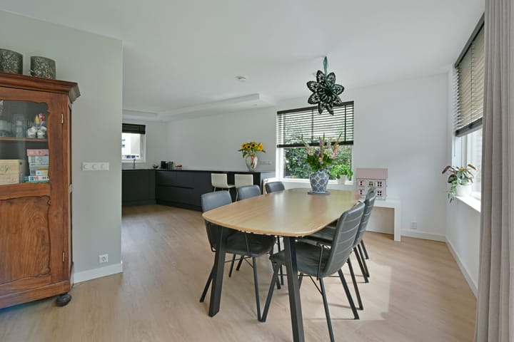 Foto 11 van Bootshaak 9