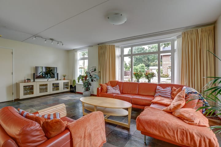 Photo 9 of Ruijsstraat 40