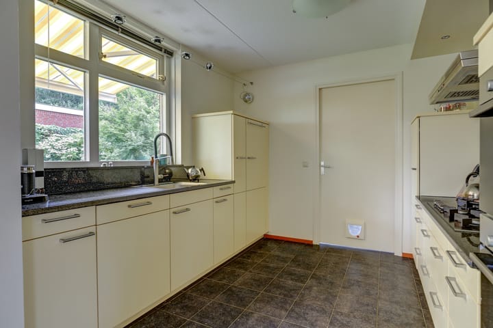 Photo 13 of Ruijsstraat 40