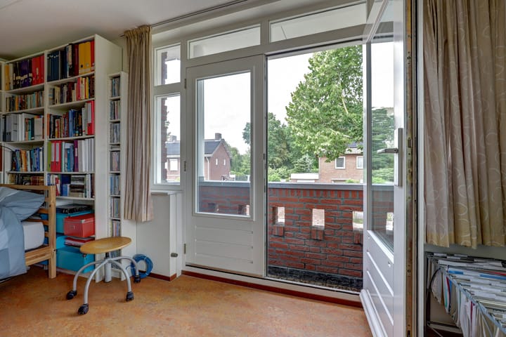 Photo 25 of Ruijsstraat 40