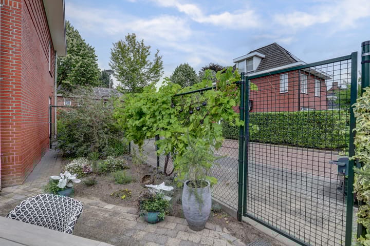 Photo 40 of Ruijsstraat 40