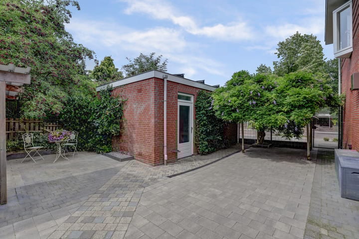 Photo 43 of Ruijsstraat 40