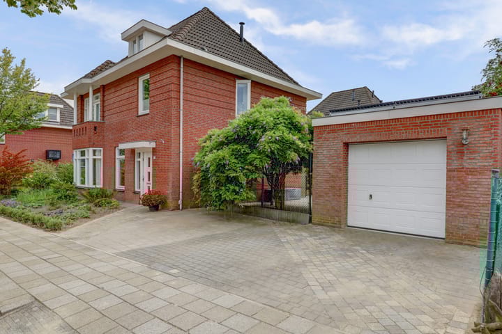 Photo 45 of Ruijsstraat 40