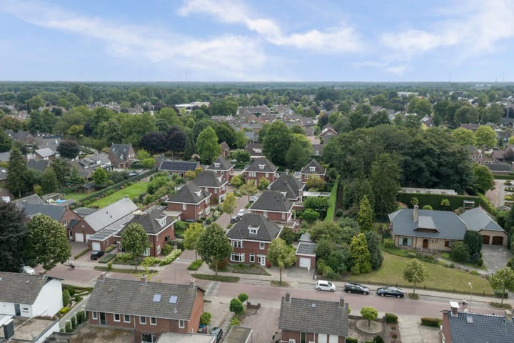 Photo 50 of Ruijsstraat 40