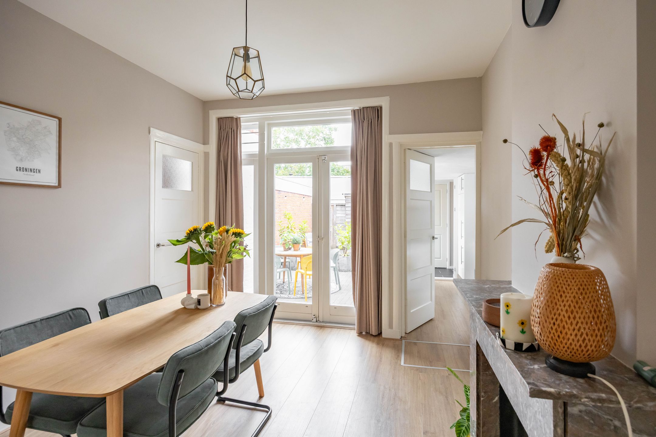 Foto 12 van Van Houtenlaan 14