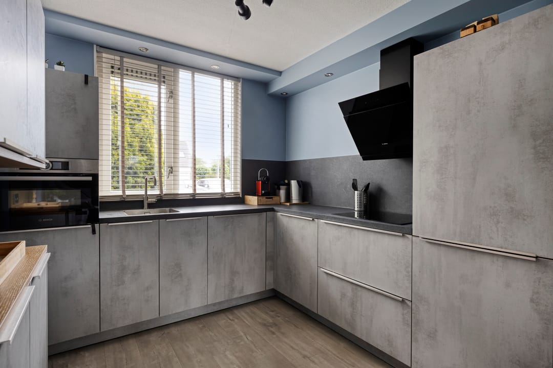 Foto 8 van Witte de Withplein 28