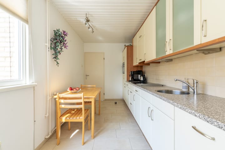 Photo 10 of Bernhardstraat 24