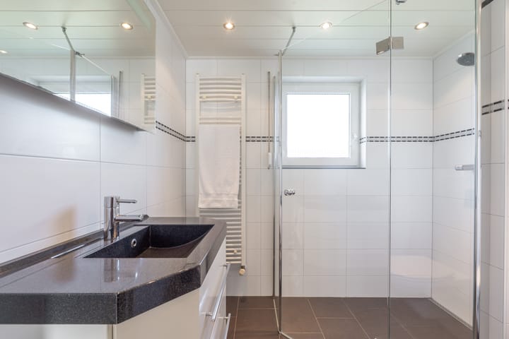 Photo 19 of Bernhardstraat 24