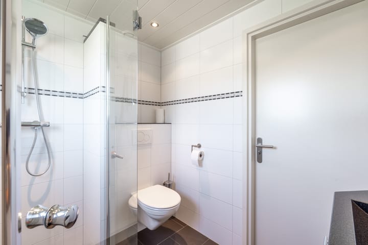 Photo 21 of Bernhardstraat 24