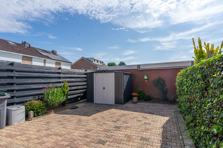 Photo 25 of Bernhardstraat 24