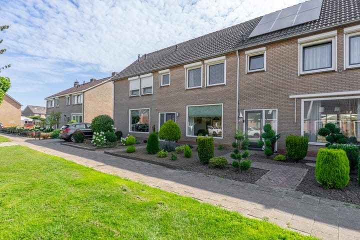 Photo 29 of Bernhardstraat 24