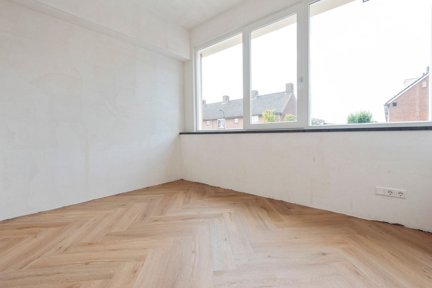 Foto 14 van Beneluxlaan 35