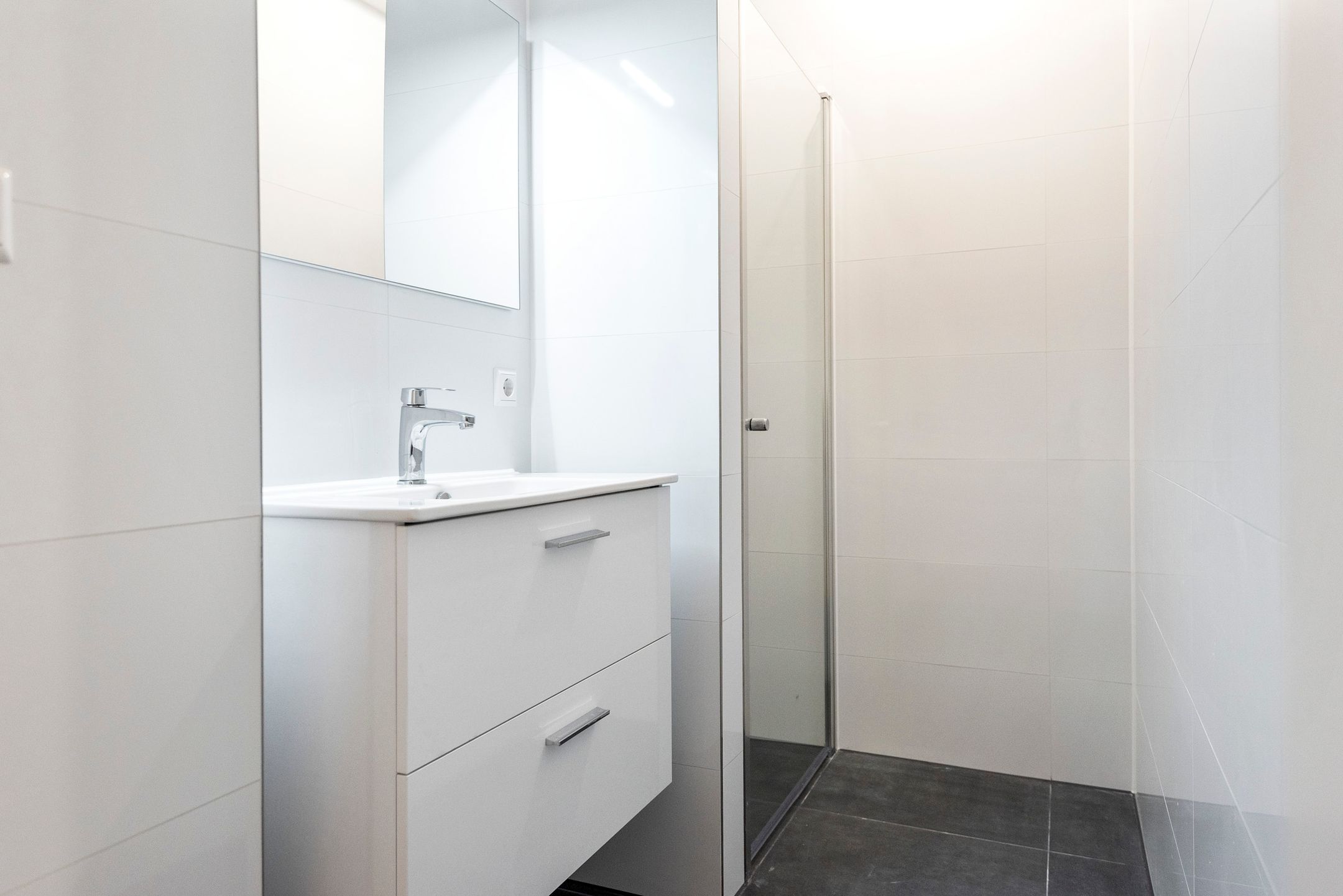 Foto 9 van Beneluxlaan 35-A