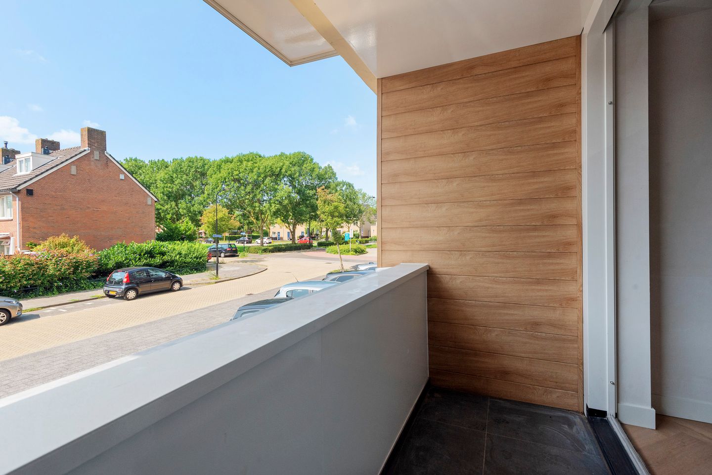 Foto 19 van Beneluxlaan 35-A