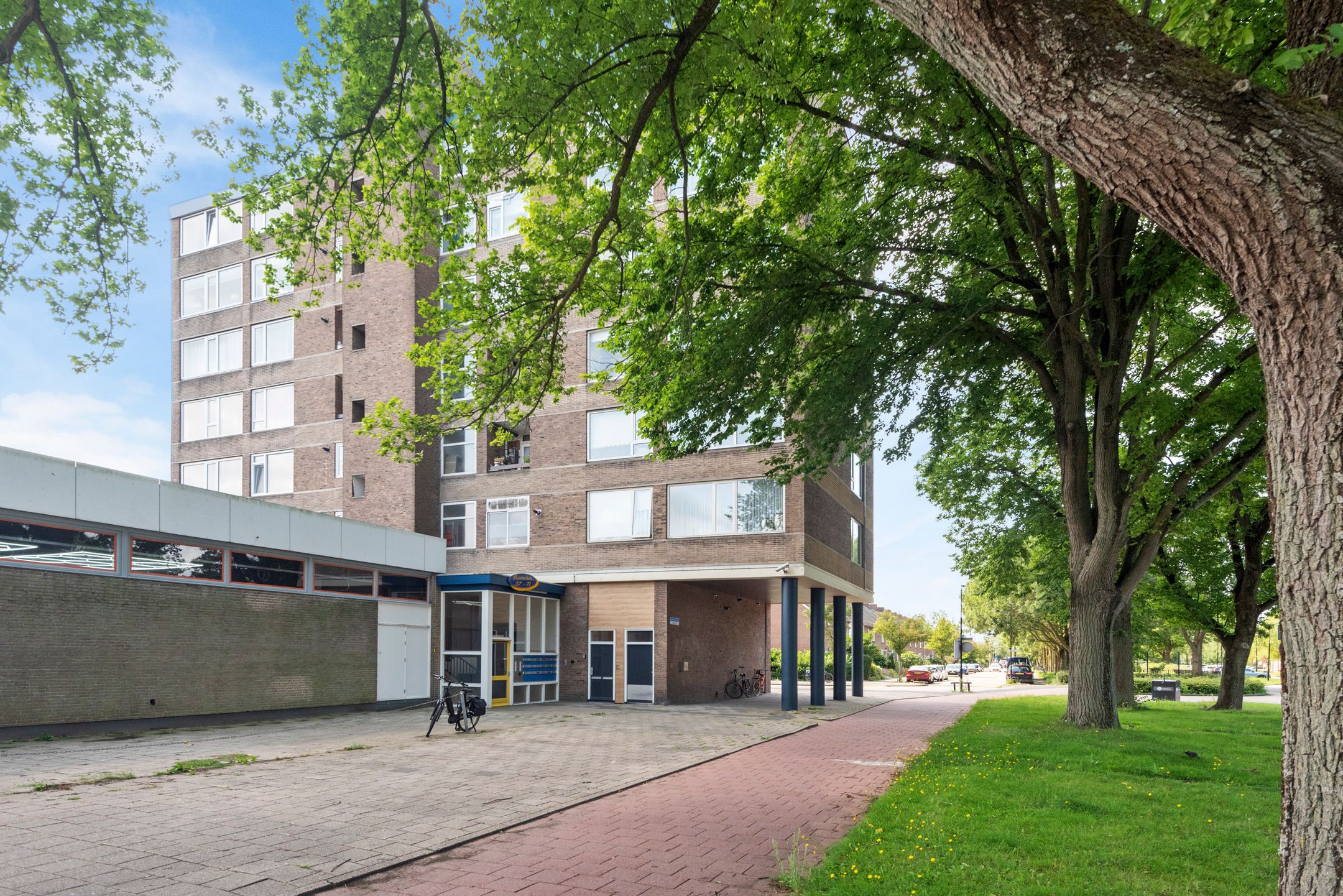 Foto 21 van Beneluxlaan 35-A