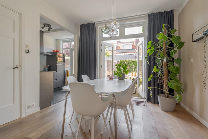 Foto 21 van Bilderdijkstraat 49