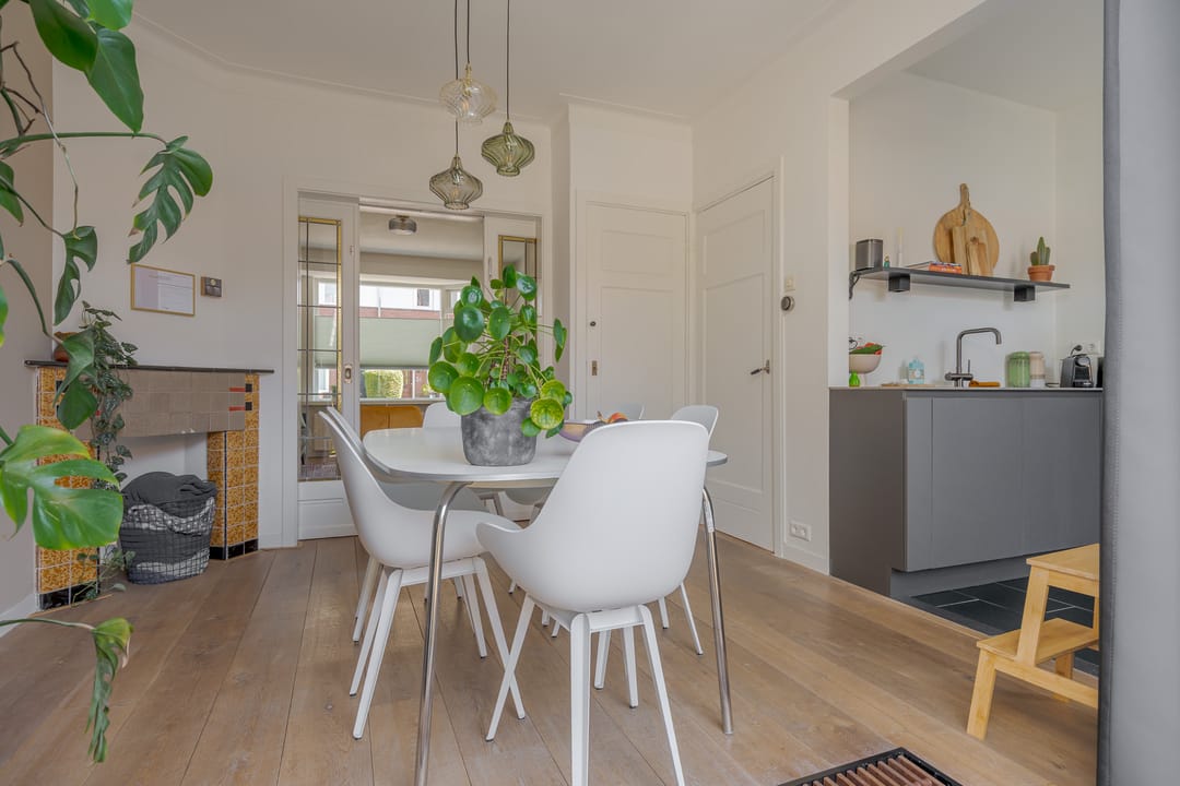 Photo 22 of Bilderdijkstraat 49