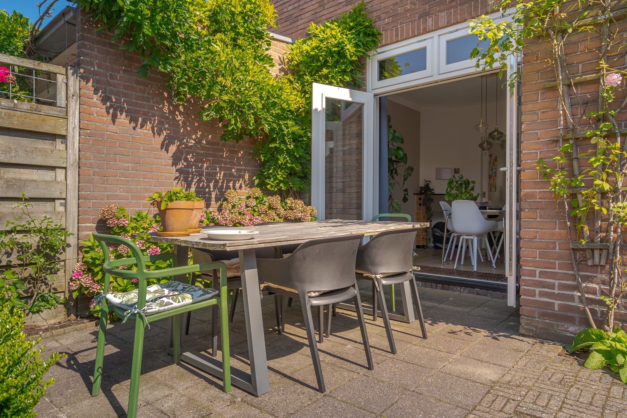 Photo 30 of Bilderdijkstraat 49