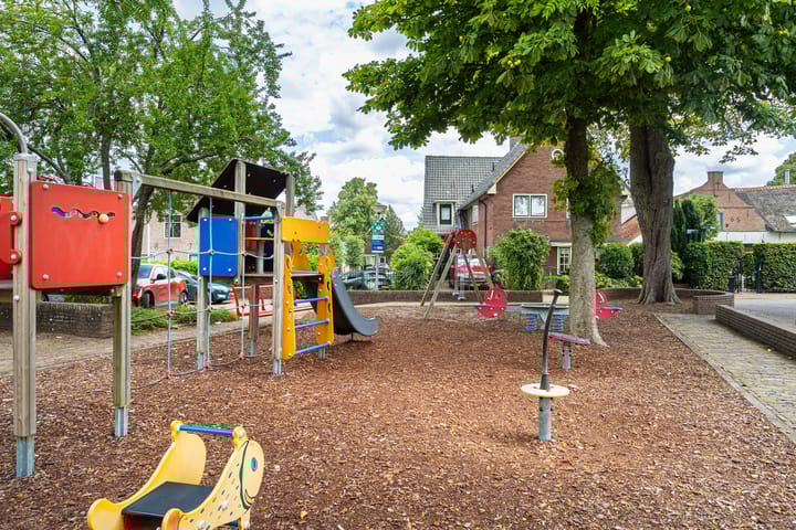 Foto 38 van Schoolstraat 4