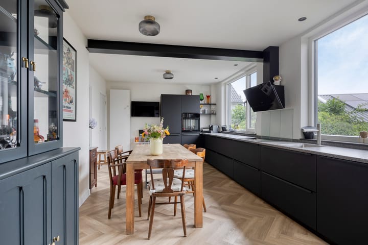 Foto 15 van Oeffeltseweg 1