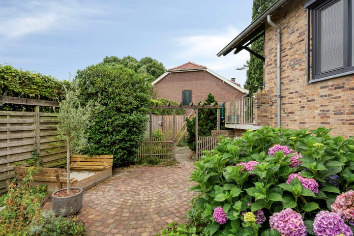 Foto 23 van Oeffeltseweg 1