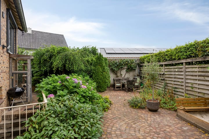 Foto 25 van Oeffeltseweg 1