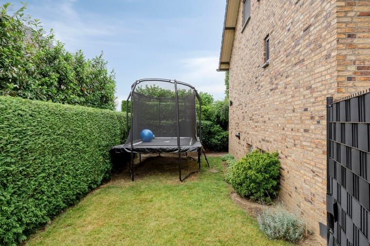 Foto 28 van Oeffeltseweg 1