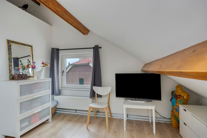 Foto 33 van Oeffeltseweg 1