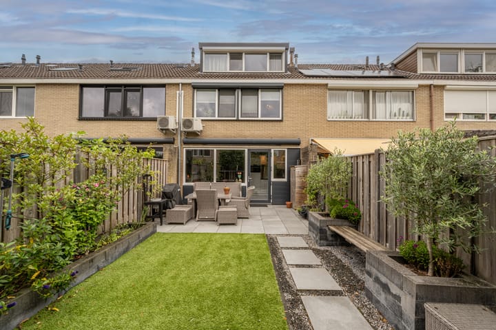 Photo 2 of Zeggegors 52