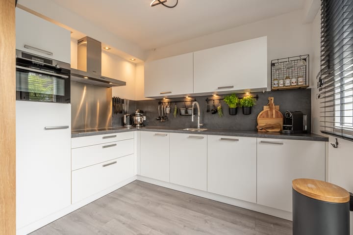 Photo 12 of Zeggegors 52