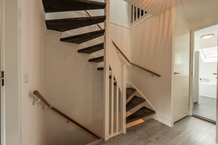 Photo 29 of Zeggegors 52